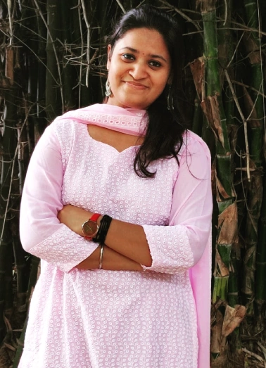 Dr Poornasri Jagani, famous Ayurvedic doctor at Shree Ayurvedic Multispecialty Hospital in Chennai